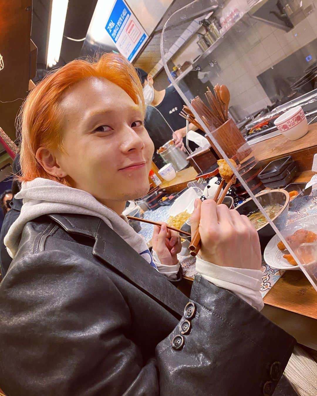 イドンさんのインスタグラム写真 - (イドンInstagram)10月31日 20時45分 - hyojong_1994