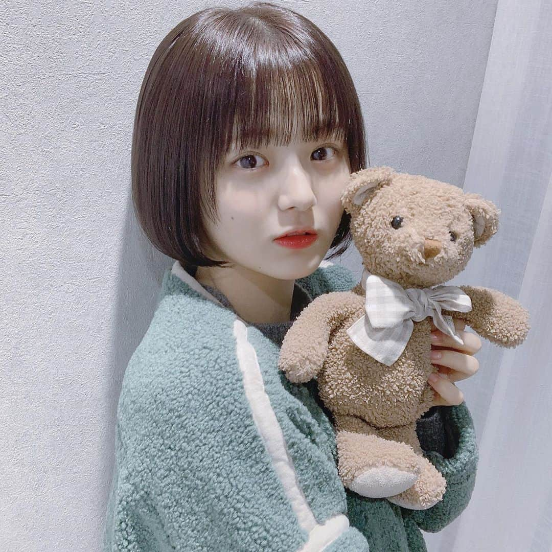 園田あいかさんのインスタグラム写真 - (園田あいかInstagram)「🐾 また @cachetaro さんに ばっさり切ってもらった🐻✂️¨̮  あ、はっぴ〜はろうぃん〜🍫👻  今日のアウターは #lowrysfarm さん 最近毎日着てる〜 お気に入り¨̮  #そのこーで」10月31日 20時47分 - for__offwhitey_9