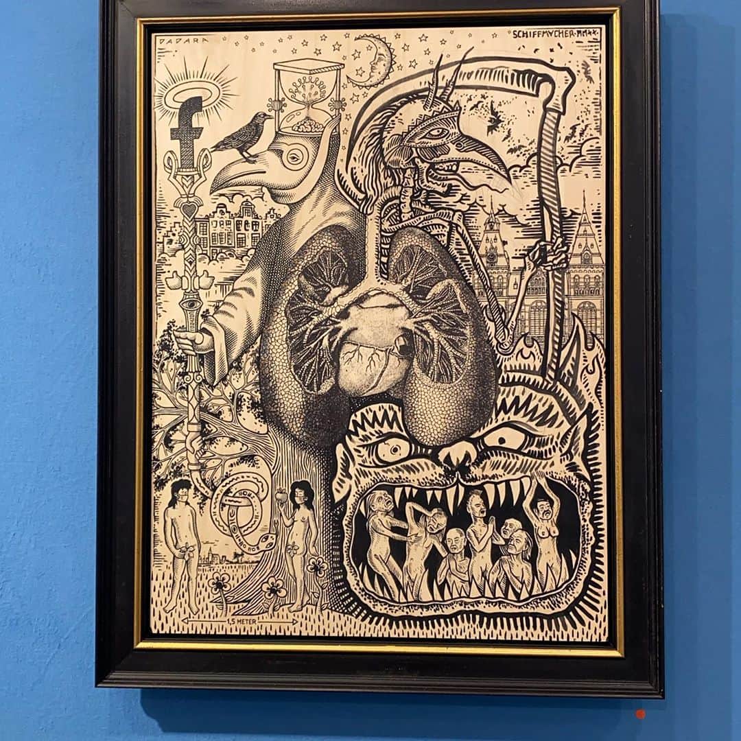 アムステルダム・タトゥー・ミュージアムのインスタグラム：「Pandemonium Amstelredamum collab with @dadara_art now available as limited edition of 66 for 99 at @kochxbos」
