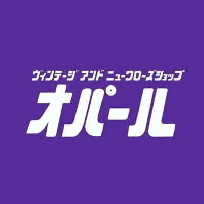 Manitasさんのインスタグラム写真 - (ManitasInstagram)「《ご報告》 とてもご報告が遅れましたが、3年勤めていたOHPEARL directorを辞任しております。 コロナ渦もあったのか会社からSNSで報告はまだしないで。連絡するから待ってて。と言われ続けそのまま放置されていてご報告のタイミングが遅くなってしまいました。未だに連絡は来ていませんがこのタイミングでご報告させていただきます。 たくさんの方からOHPEARLの今後についてDMをいただいたのに返すこともできなくてすごく失礼なことをしてしまいました。 本当にすみませんでした。 実際OHPEARL自体は、存続したいと会社側に言われていましたが何も連絡が来ずなのずでしたので最終どうなるかは私もわからないです。モヤモヤさせてごめんなさい。  3年という短い期間でたくさんの人に知ってもらい愛してもらいました。 お店に遊びに来てくれた方みなさん本当にありがとうございました！みんなが楽しそうにキラキラした顔でお買い物をしてくれたことずっと忘れません。 お店に来れなくても遠くから応援してくれたみなさんも本当にありがとうございました😢💕 この場を借りて感謝の気持ちを伝えさせてください。本当にありがとう。  manitas  (みなさんのご意見はDMにてお返しするのでコメント欄は消しておきますね)」10月31日 21時24分 - manitassssss