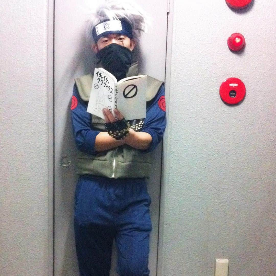 クリスタルボーイさんのインスタグラム写真 - (クリスタルボーイInstagram)「何年前かのハロウィン  @naruto #カカシ先生　#はたけカカシ @nobodyknows_official  #ヒーローズカムバック #ナルト疾風伝　#コスプレ　#ハロウィン」10月31日 21時33分 - crystalboybpm