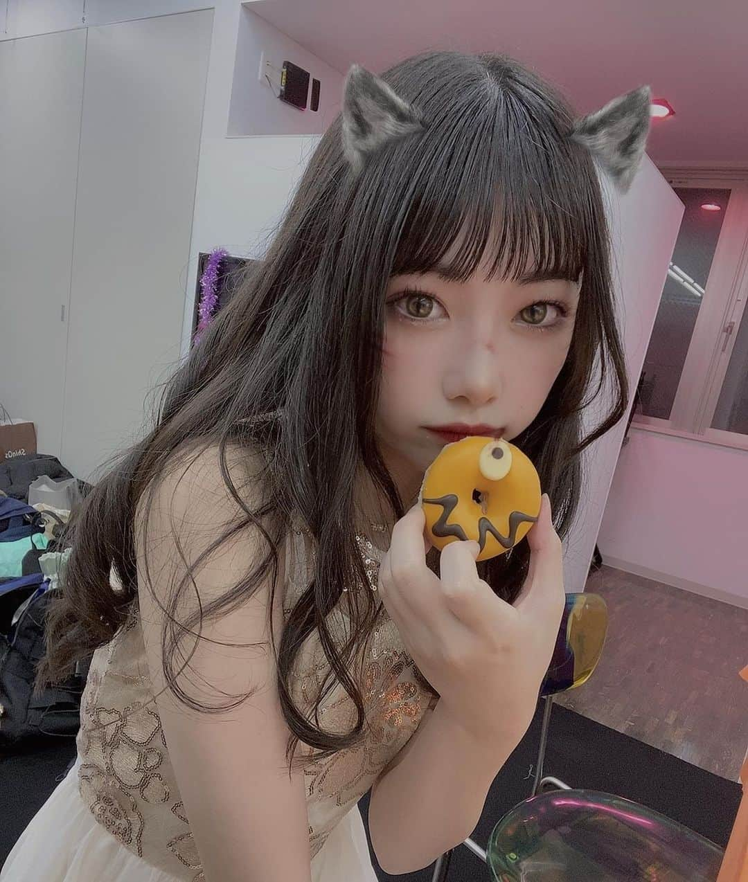  小浜桃奈さんのインスタグラム写真 - ( 小浜桃奈Instagram)「🎃HAPPY HALLOWEEN🎃 お菓子くれなきゃいたずらしちゃうぞ😏」10月31日 21時32分 - momona_kohama