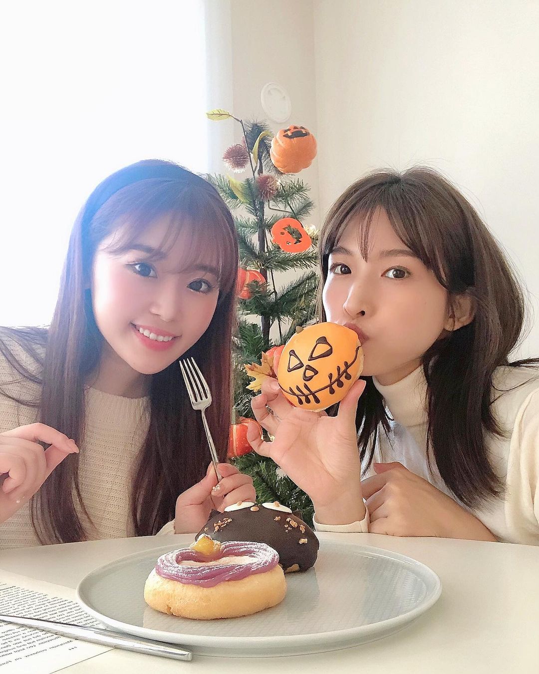藤川沙弥のインスタグラム：「なあせと🏠で halloween party🎃」