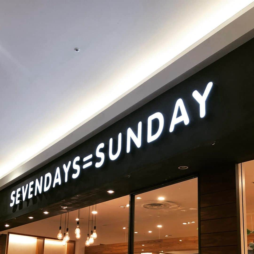 SEVENDAYS＝SUNDAYさんのインスタグラム写真 - (SEVENDAYS＝SUNDAYInstagram)「. いつもSEVENDAYS =SUNDAYをご利用頂き、誠にありがとうございます。 本日をもちまして、ブランド事業を終了致しました。 これまでご愛顧頂きました、すべてのお客様に対し、社員・スタッフ一同、心より感謝申し上げます。 . 11月以降も『STRIPE CLUB』公式通販サイトでは在庫のある限り販売を継続致します。 引き続き公式通販サイトでのお買い物をお楽しみください。」10月31日 21時42分 - sevendayssunday_official