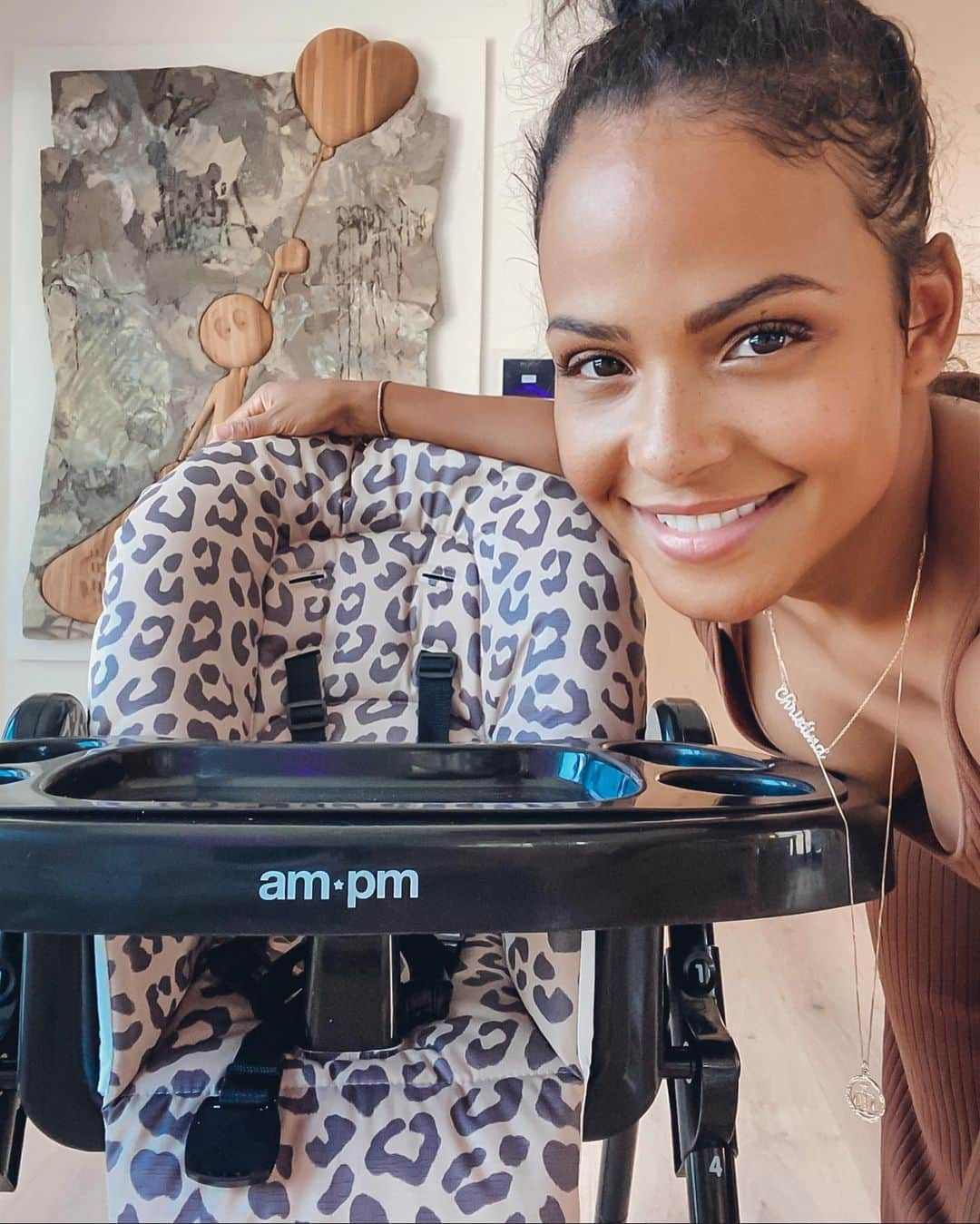 クリスティーナ・ミリアンさんのインスタグラム写真 - (クリスティーナ・ミリアンInstagram)「My Leopard AM:PM Highchair is BACK IN STOCK! 📡 so glad you all love this one as much as I do! Get your hands on one now @yourbabiieofficial or click link in my bio!」10月31日 21時38分 - christinamilian