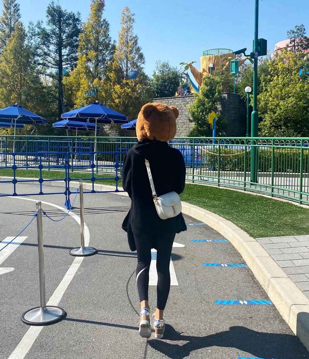 のインスタグラム：「. 当たり前を当たり前と思ってはいけない 友達のストーリーを見て強く共感しました . 私の座右の銘 『親しき中にも礼儀あり』 あまり親しみが過ぎて遠慮がなくなると不和のもとになるから、親しい間柄でも礼儀を重んじるべきであるということ。親しき中に垣をせよ。という意味です。 私が小さい頃、耳にタコが出来るくらい祖母によく言われた言葉です。 . 最近忘れがちな事を思い出させてくれた友達に感謝ですね」