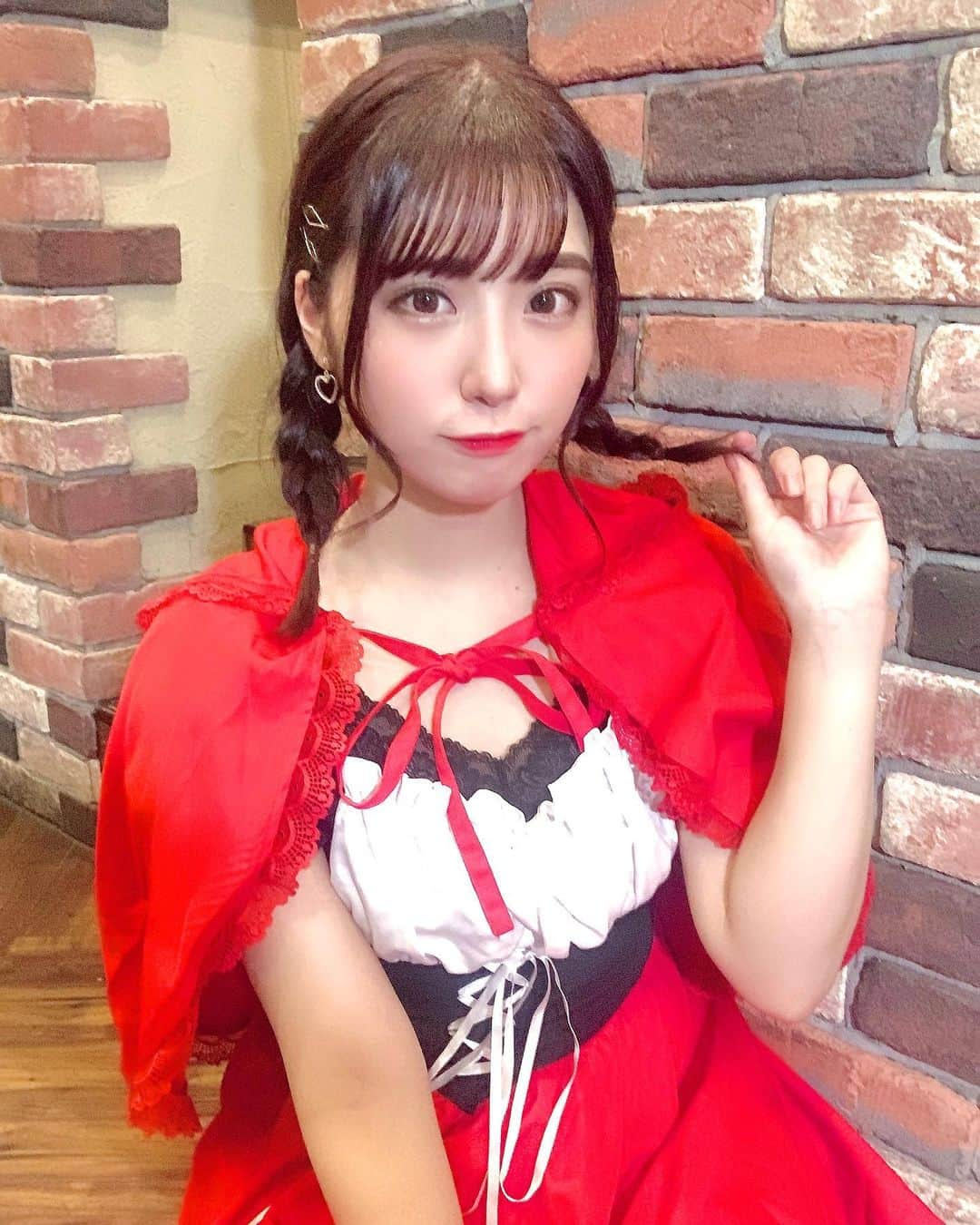 藤田みゆさんのインスタグラム写真 - (藤田みゆInstagram)「﻿ ﻿ Happy Halloween 👻🍭﻿ ﻿ お菓子くれたらイタズラしませんよ🥺笑﻿ ﻿ ﻿ #ハロウィン」10月31日 22時08分 - miyu__mitsuha