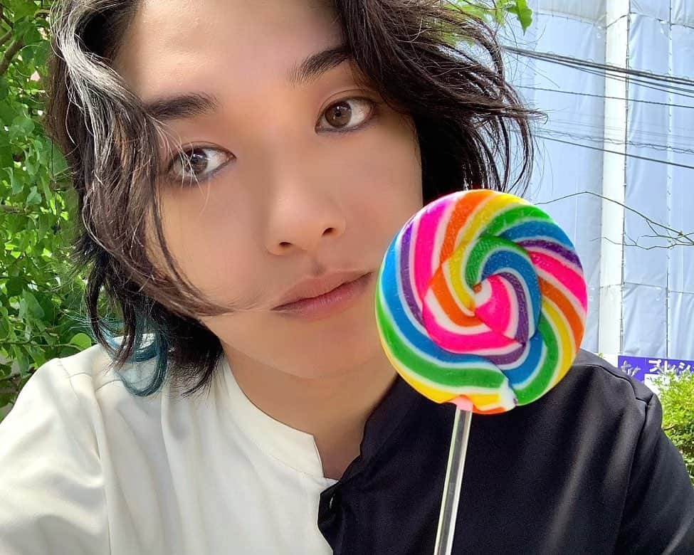 七瀬公のインスタグラム：「.. trick and treat🦋」