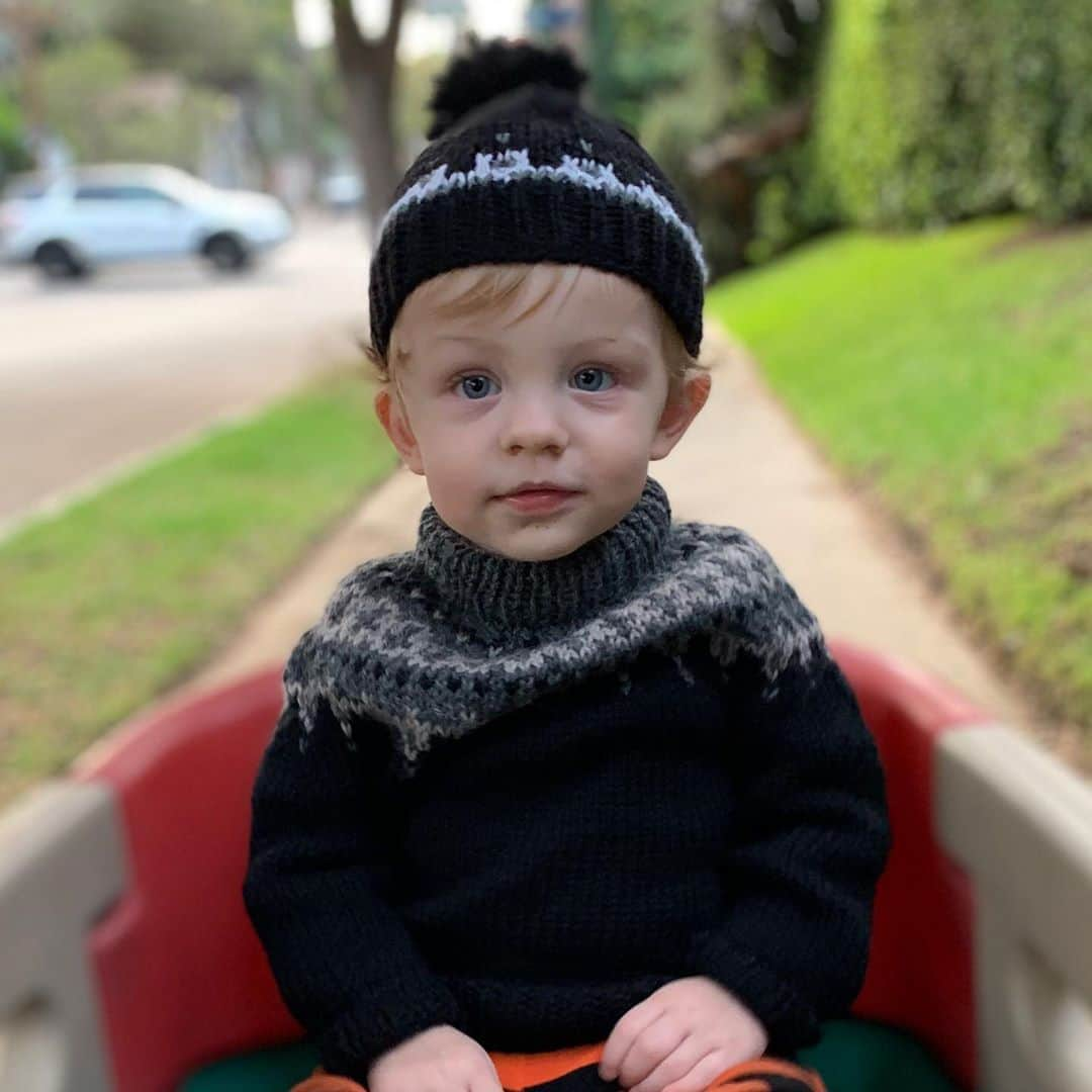 Anna Lylesさんのインスタグラム写真 - (Anna LylesInstagram)「Our little Halloween biscuit turns one today! Our chatty, sweet baby Augustus! We love you!!」10月31日 22時57分 - annag0ts