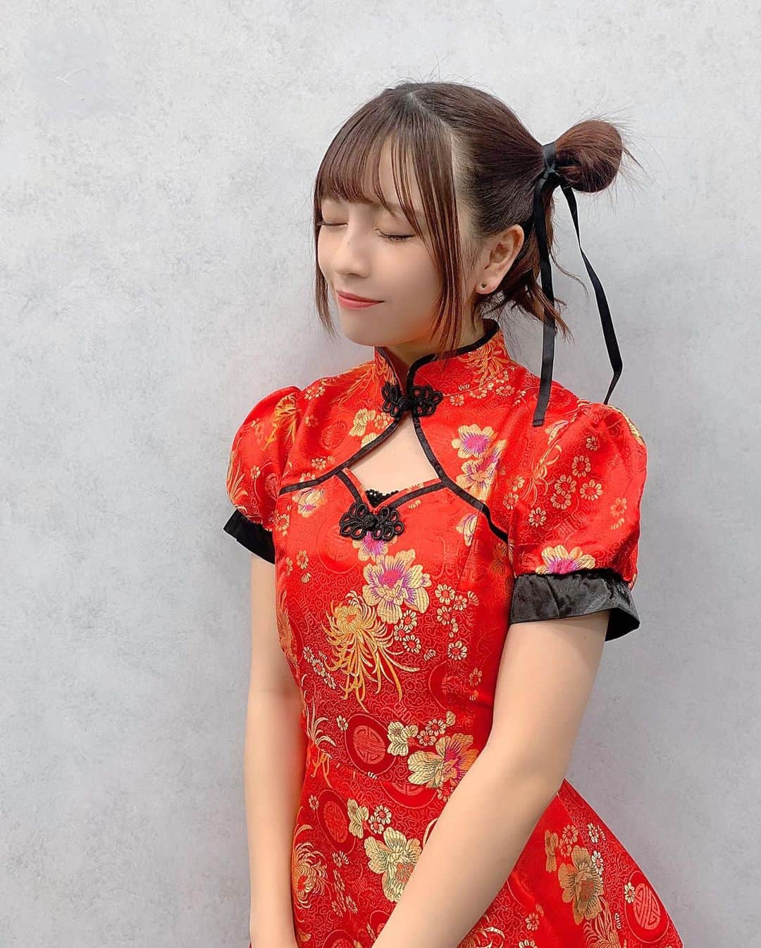 廣川奈々聖さんのインスタグラム写真 - (廣川奈々聖Instagram)「ハロウィン〜 🐼❤︎﻿🇨🇳 ﻿ ﻿お団子した❕ ﻿ ﻿ ﻿ #チャイナ服#ハロウィン2020」10月31日 23時18分 - nanaseven7_u_u