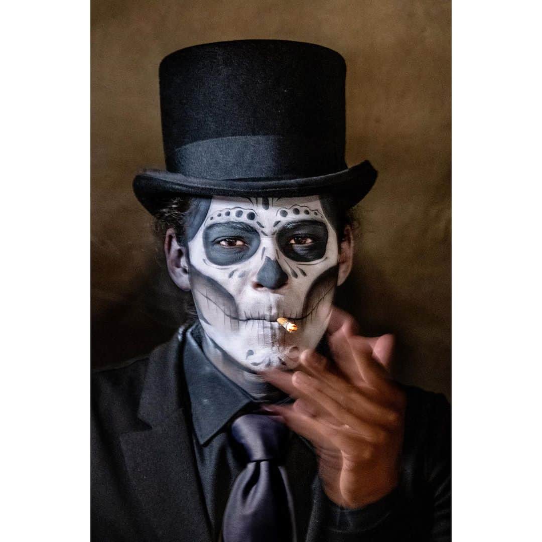 スティーブ・マカリーさんのインスタグラム写真 - (スティーブ・マカリーInstagram)「Day of the Dead Festivities, Oaxaca, Mexico, 2018.」10月31日 23時54分 - stevemccurryofficial