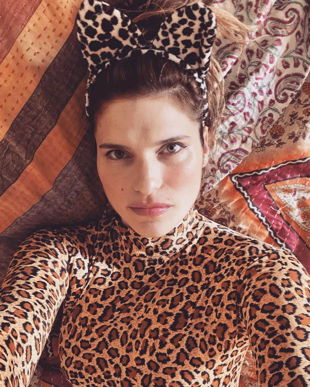 レイク・ベルのインスタグラム：「Cheetah wouldn’t wanna be ya. Kids watching Peanuts movie. No trick no treat. Only candy I want is the sweet taste of a preserved democracy.」