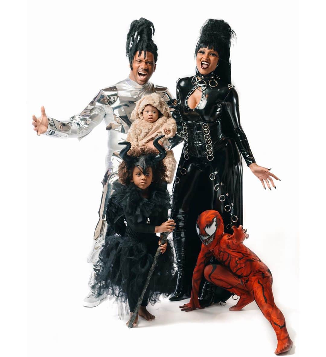 シアラさんのインスタグラム写真 - (シアラInstagram)「JJ. Busta. Maleficent. Carnage. Lil Pup. #GoodTimes  #Halloween」11月1日 9時40分 - ciara