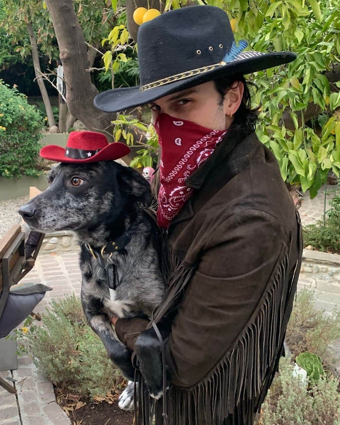 ジャック・ファライーさんのインスタグラム写真 - (ジャック・ファライーInstagram)「Banjo and the Bandit   #wowclassic #halloween #vote」11月1日 10時18分 - jackfalahee