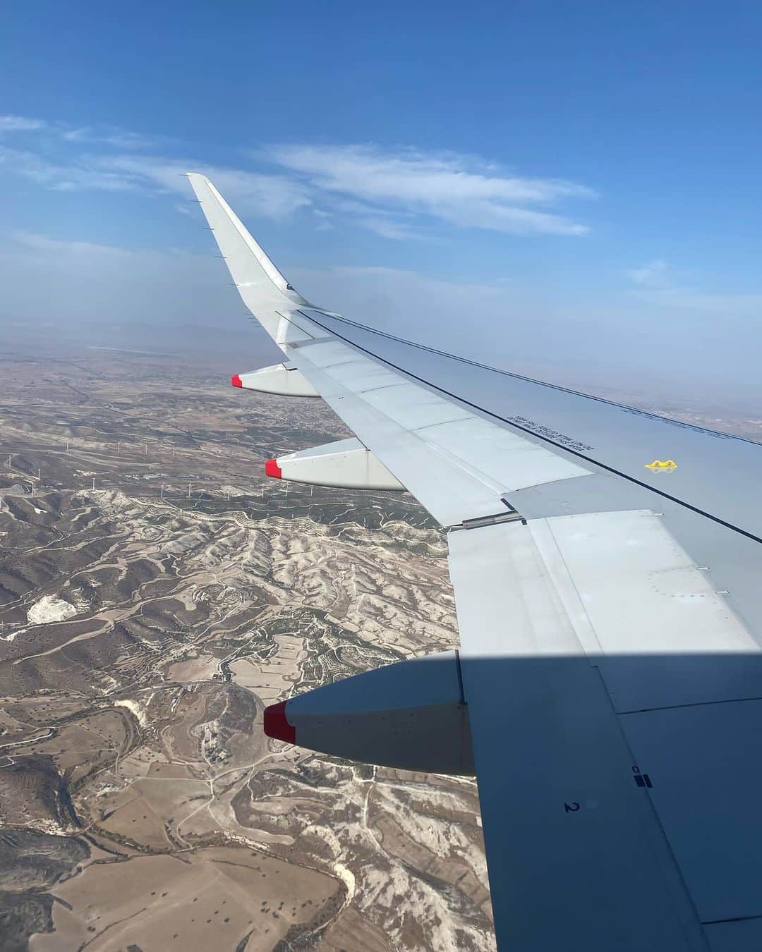 シャニーナ・シャイクのインスタグラム：「On flight ✈️ must thank my amazing followers who were so helpful during my stay in Cyprus ! They sent me so many amazing recommendations of places to visit... I can’t wait to come back!」