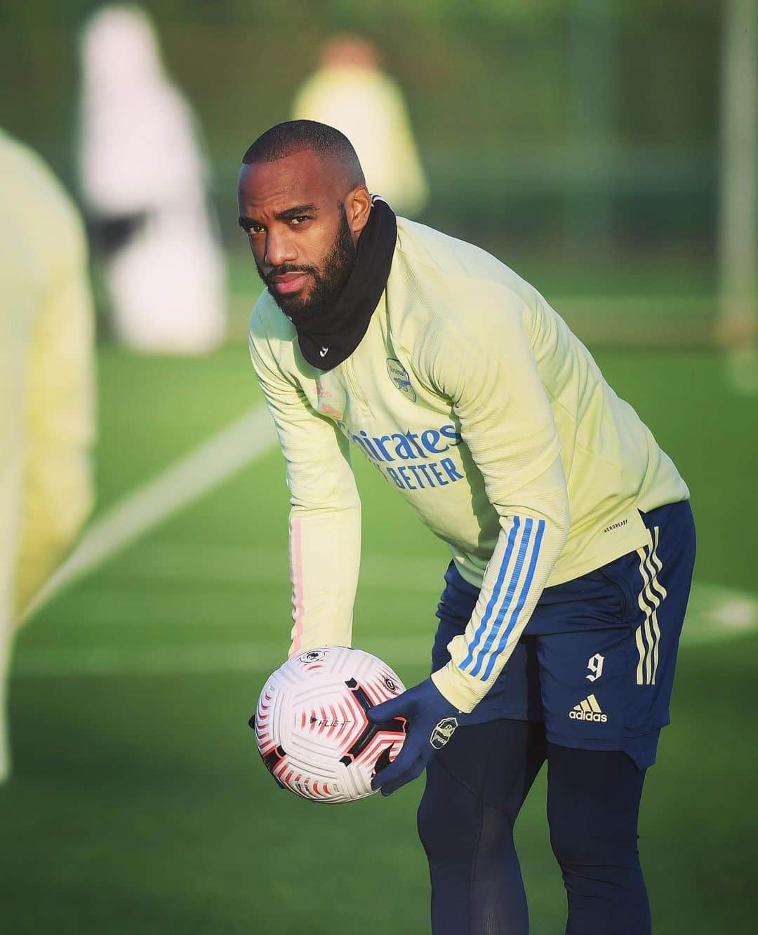 アーセナルFCさんのインスタグラム写真 - (アーセナルFCInstagram)「⏪ swipe for more training pics⁠ 📸  ⁠⠀ #MUNARS #Arsenal #training #preparation #premierleague #Willian #Lacazette #Willian #Aubameyang #Bellerin #Saka  #Tierney #Arteta #Partey」11月1日 2時57分 - arsenal