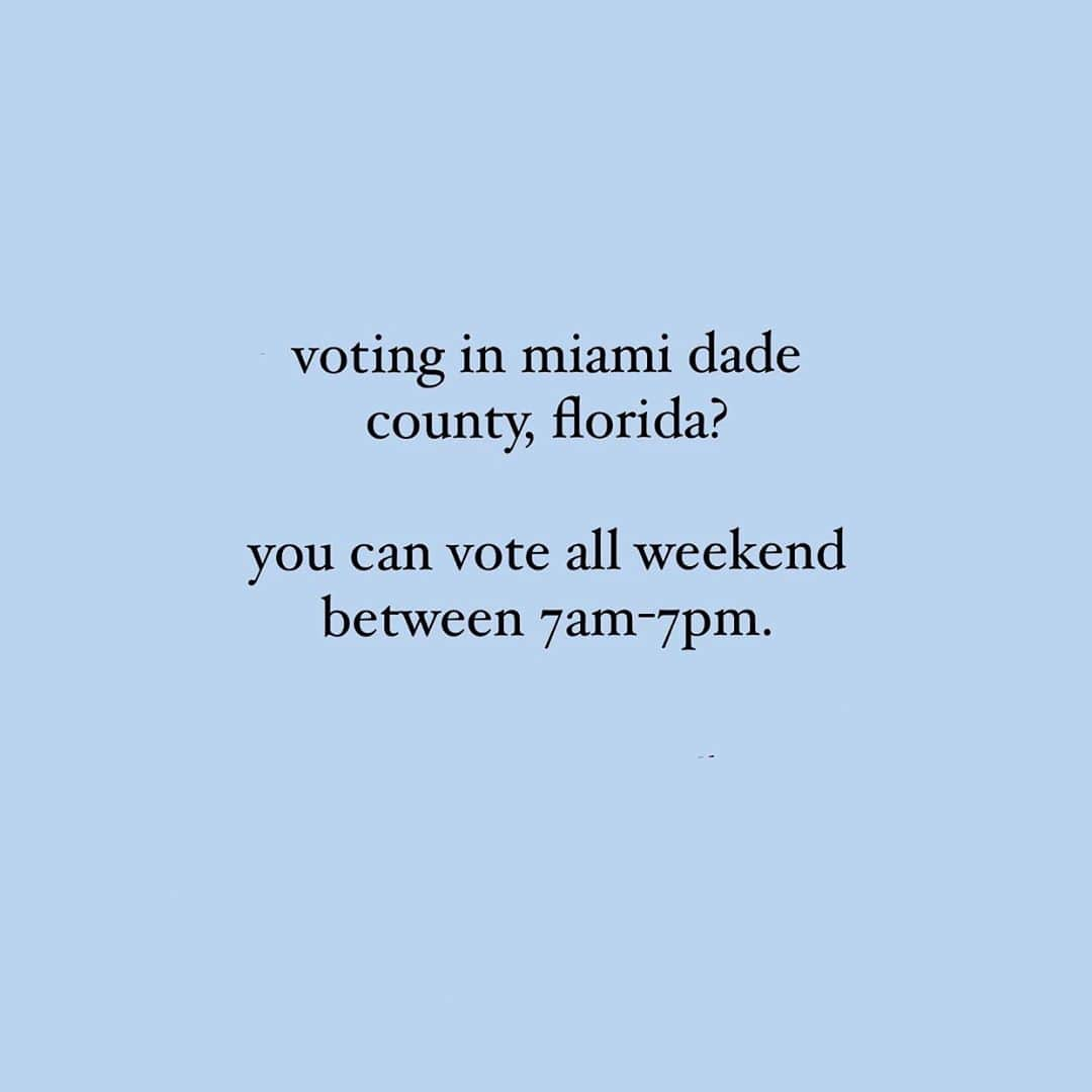 アリアナ・グランデさんのインスタグラム写真 - (アリアナ・グランデInstagram)「calling on all my Floridian friends, followers, any of u reading this. please show up and help us literally take a step towards saving democracy. bring friends, headphones, wear masks, wear a fucking hazmat suit, do whatever you have to do to make it fun and bearable and safe but please show up and vote. we really really need you ! 🗳」11月1日 2時58分 - arianagrande