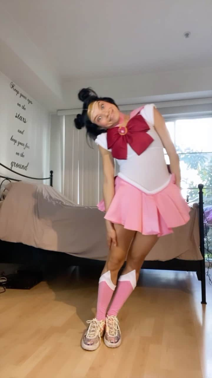 ジェシカのインスタグラム：「月に代わっておしおきよ🌙 In the name of the moon, I'll punish you!  #halloweencostume #chibiusa #halloween  #sailormoon  #ballroomandlatin #ballroomtechnique #latinballroomdancing #ballroomdancing #ballroomdancelessons #dancing #ballroomdancevideos #latindance #latinballroom #latinamericanballroom #latin #ballroomlife #dancers #latinballroomdance #ballroomlatindance #ballroomkids #ballroomdance #ballroomdancer #dance #ballroomlatin #ballroom #chachacha #dancer #ballroomdancelesson #chacha」