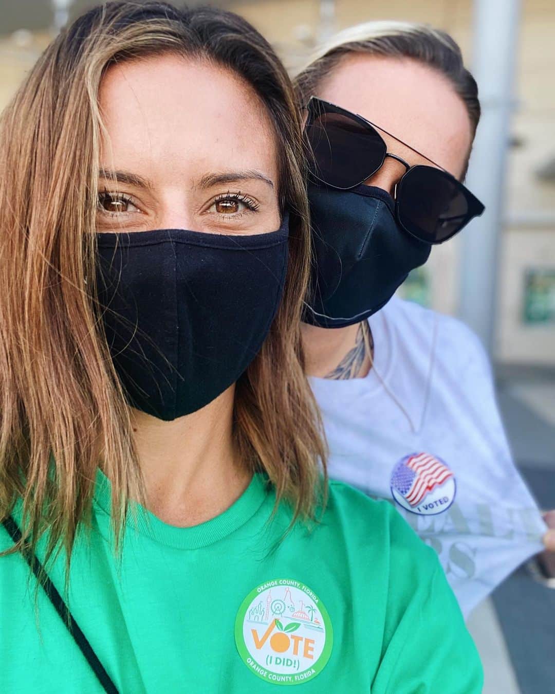 アリ・クリーガーのインスタグラム：「This felt really good today.🇺🇸#voteearly2020」