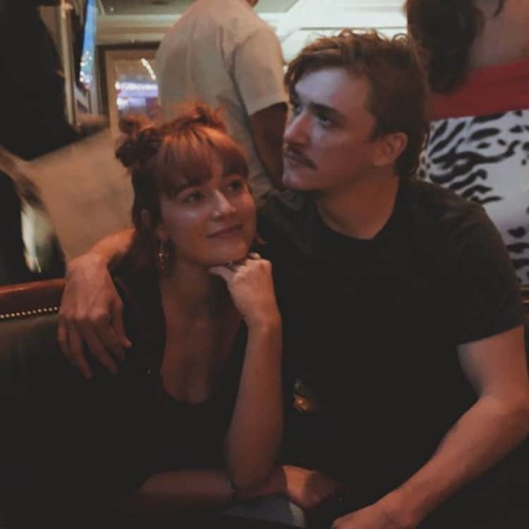 カイル・ガルナーのインスタグラム：「Happy birthday to this super babe. I can’t wait to go on adventures with you again. You are the glue that holds this family together and if I’ve said it once I’ve say it a million times... you are Beyoncé always. Love you mama.」