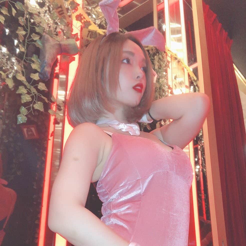 ジャスミンさんのインスタグラム写真 - (ジャスミンInstagram)「. . 楽しかったな✨ ハロウィンイベントありがとう こざいました💓 . #バーレスク大阪 #バーレスク大阪ジャスミン #ジャスミン #ばれすく #ふてこい #ふてぶてしい #銀髪女子  #バーレスク #ダンサー #北新地 #梅田 #gogodancer  #좋아 #좋아요 #한국 #자수민」11月1日 4時25分 - jasmine_burlesque