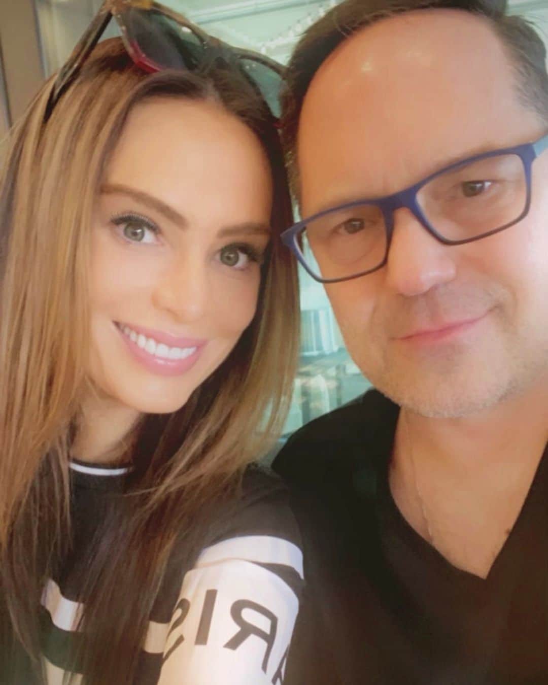 アンナ・ハウスのインスタグラム：「So you walk on in pursuit of those better questions,through the darkness, because that’s where the next morning is ❤️ I could spend all night talking with Him ❤️and him  Love,  Yoanna House Lineberry  #downtime」