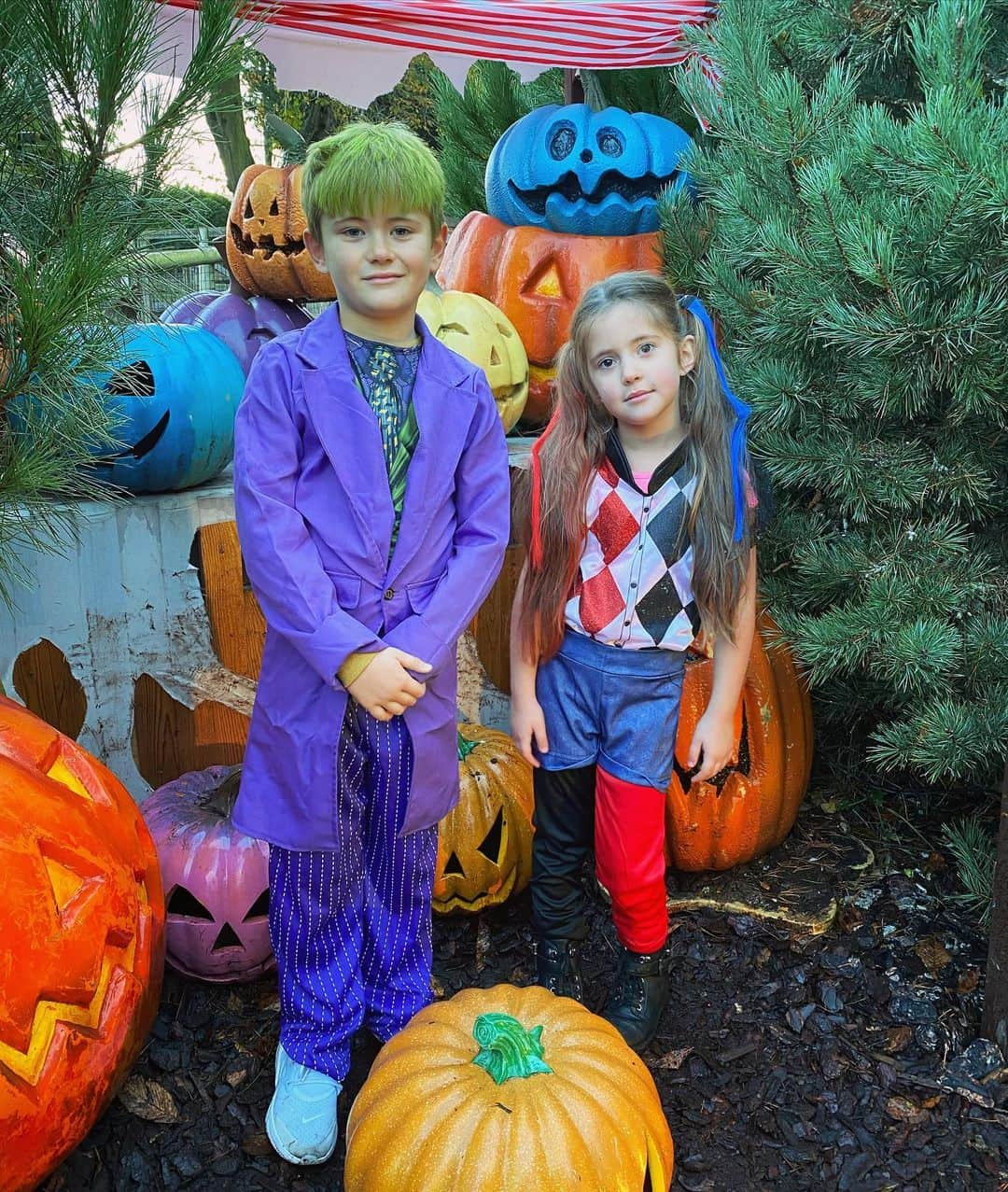 ダニエル・オズボーンさんのインスタグラム写真 - (ダニエル・オズボーンInstagram)「HAPPY HALLOWEEN 🎃 This has been the best Halloween with these munchkins & @jacjossa at @chessingtonworldofadventures .. Literally had such an amazing time, will put some more pics up of what we got up to 🙌🏼 🎃❤️」11月1日 4時36分 - danosborneofficial