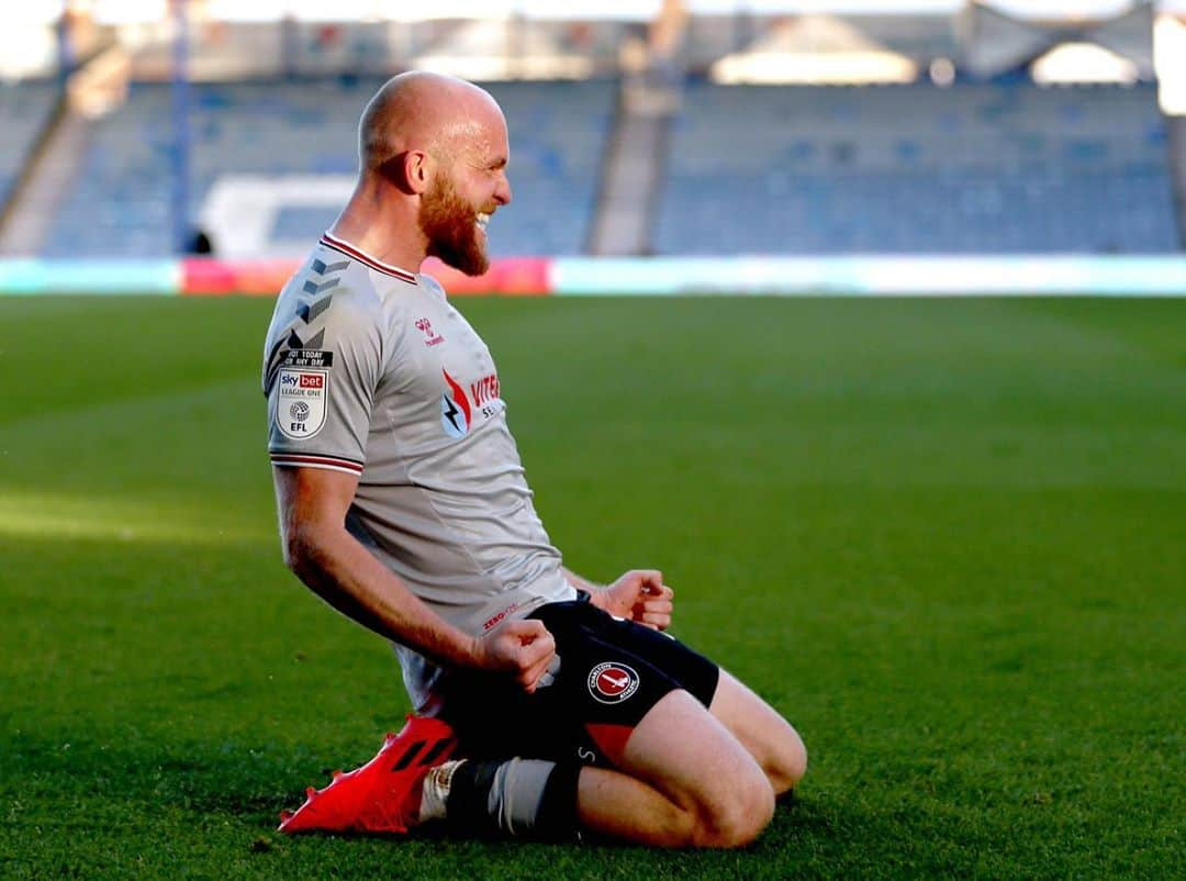 ジョナサン・ウィリアムズのインスタグラム：「What a feeling 🎯. Over the moon to get my goal for @cafcofficial . Massive 3 points against a strong side . Boys are on 🔥 #cafc」