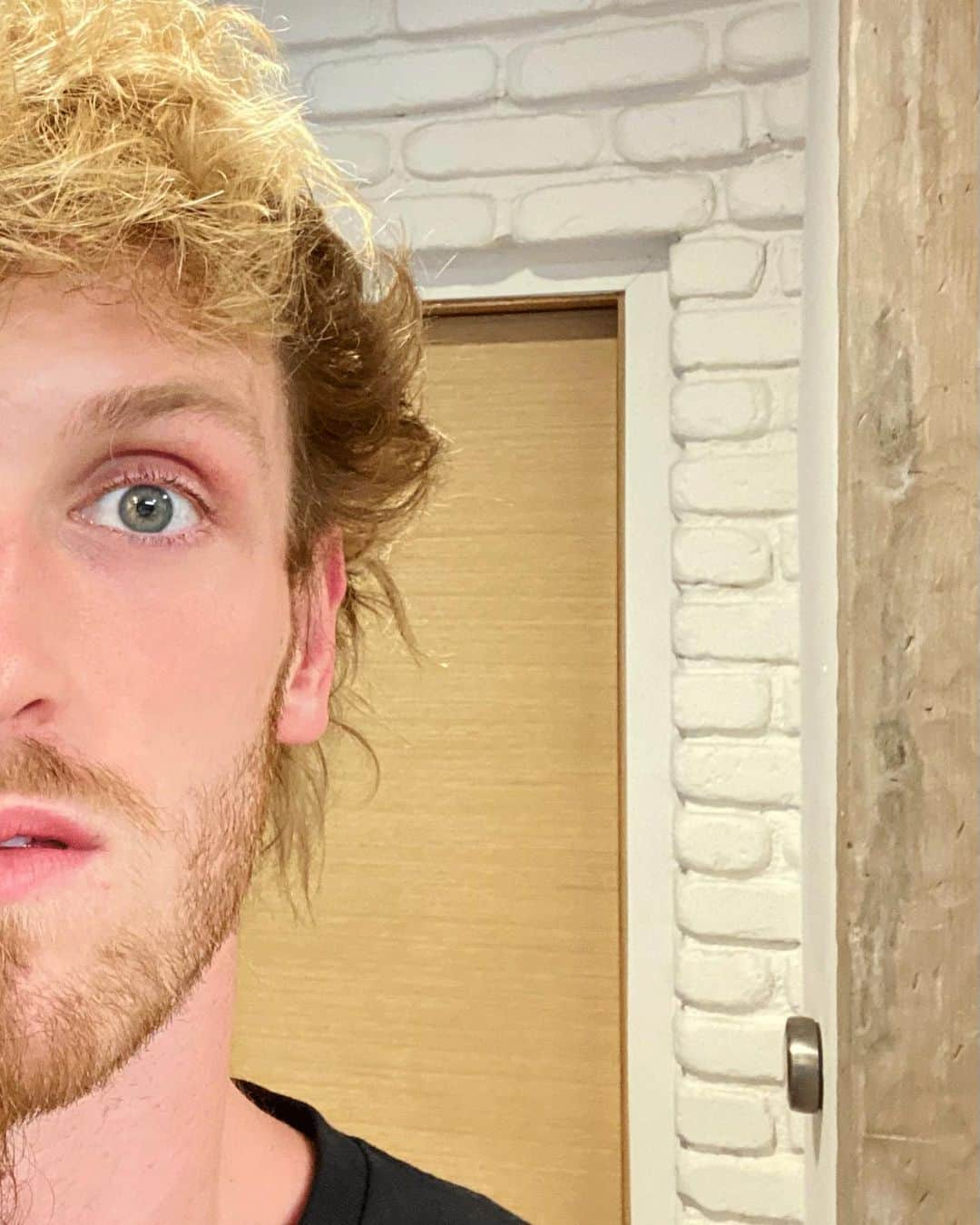 ローガン・ポールさんのインスタグラム写真 - (ローガン・ポールInstagram)「happy halloween swipe for a treat」11月1日 5時33分 - loganpaul