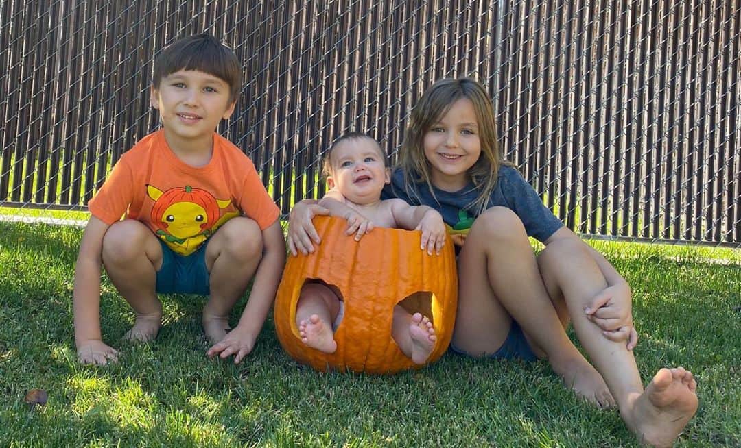 ニック・ジャクソンのインスタグラム：「Happy Halloween」