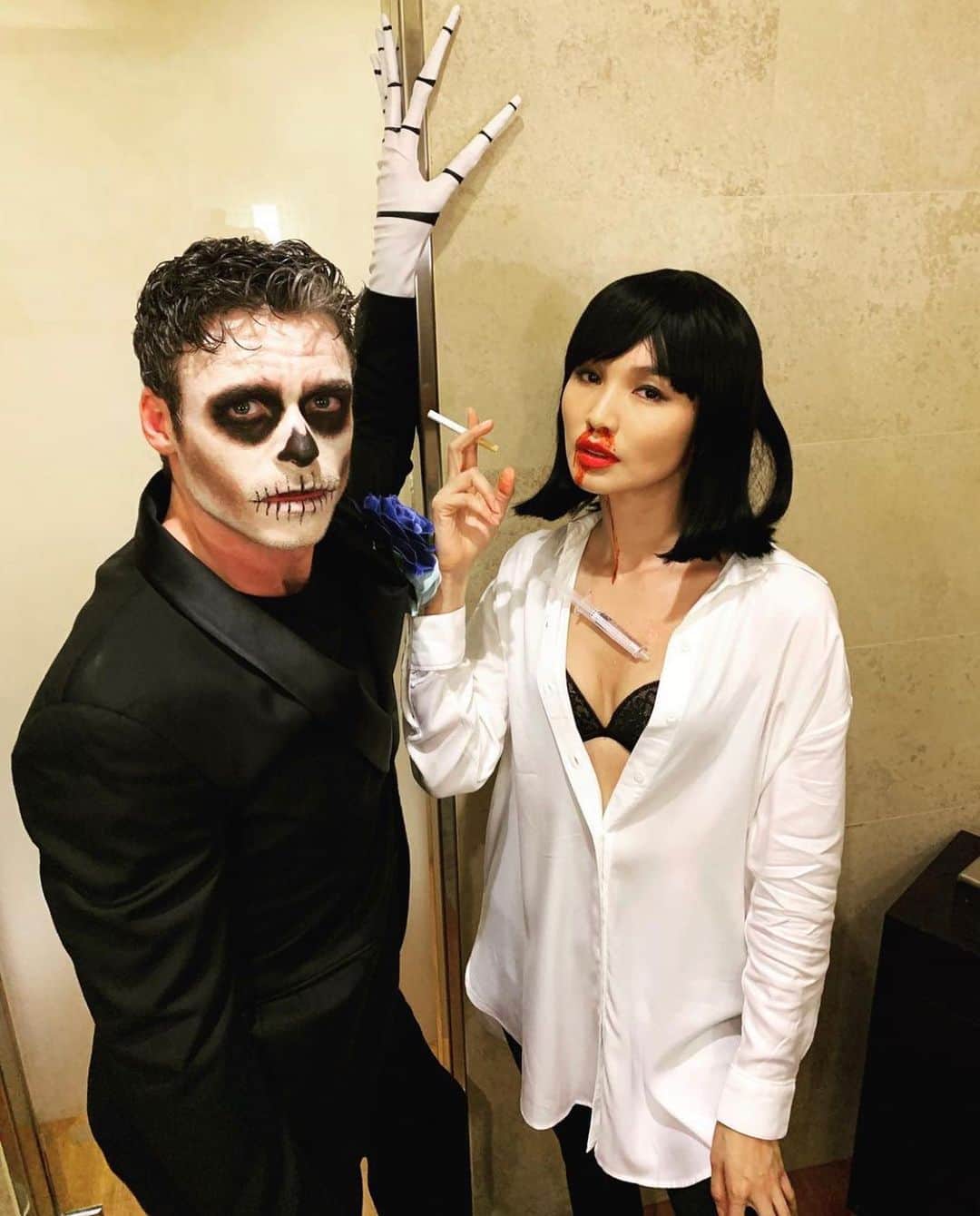 のインスタグラム：「A year ago 💀 @maddenrichard. Helluva year. 3 days left to use your vote my American friends 🙏🏼 #VOTE」