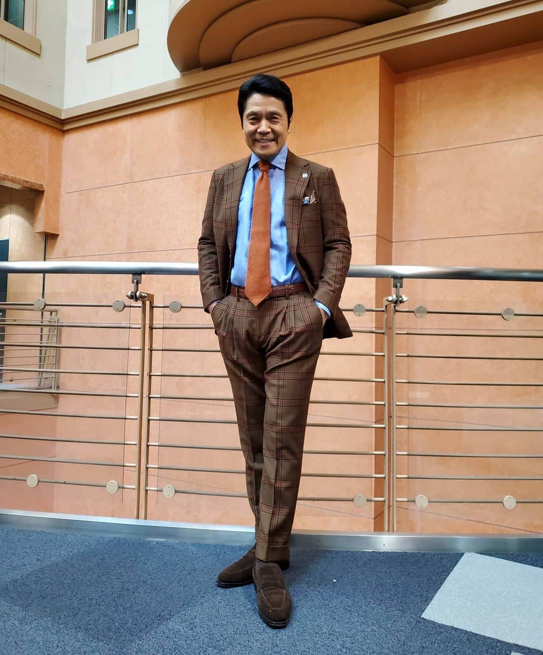 峰竜太のインスタグラム：「#アッコにおまかせ❗ #suit#elevehty#shirt# sovereign# shoes# stefanobemer」