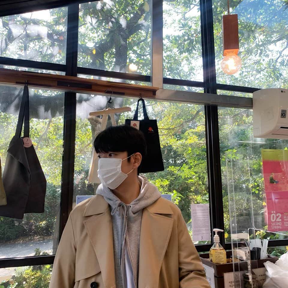 チ・ミンヒョクさんのインスタグラム写真 - (チ・ミンヒョクInstagram)「🃏」11月1日 11時19分 - l_jmh_l