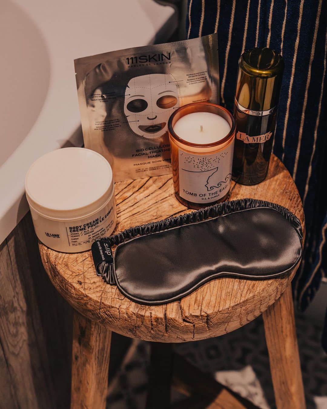 MR PORTERのインスタグラム：「This Halloween might look a little unconventional - but it doesn't need to be scary. Look after yourself (and your loved ones) tonight. #MRPORTERathome」