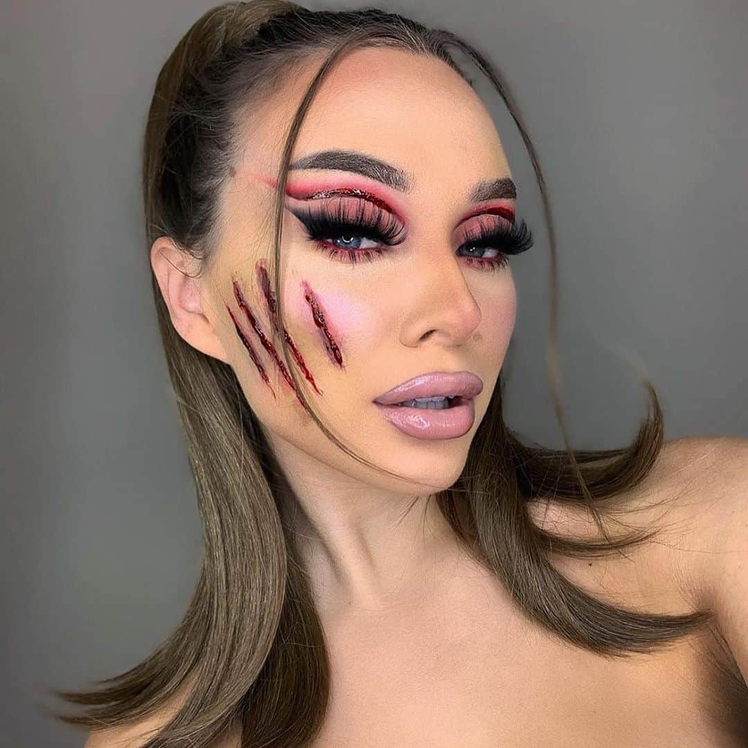 Palladio Beautyさんのインスタグラム写真 - (Palladio BeautyInstagram)「Serving you the Spookies on this Halloween Saturday 🎃  Be sure to tag us in all of your looks, we can't wait to see them 👻  Here's some final inspo using Palladio products 🖤  @bayleemadisonmakeup @_angieroa @oripolieolie @ramsesbane @tap.fx @vaness.art.makeup @viris47 @ninanikcevic」11月1日 7時01分 - palladiobeauty