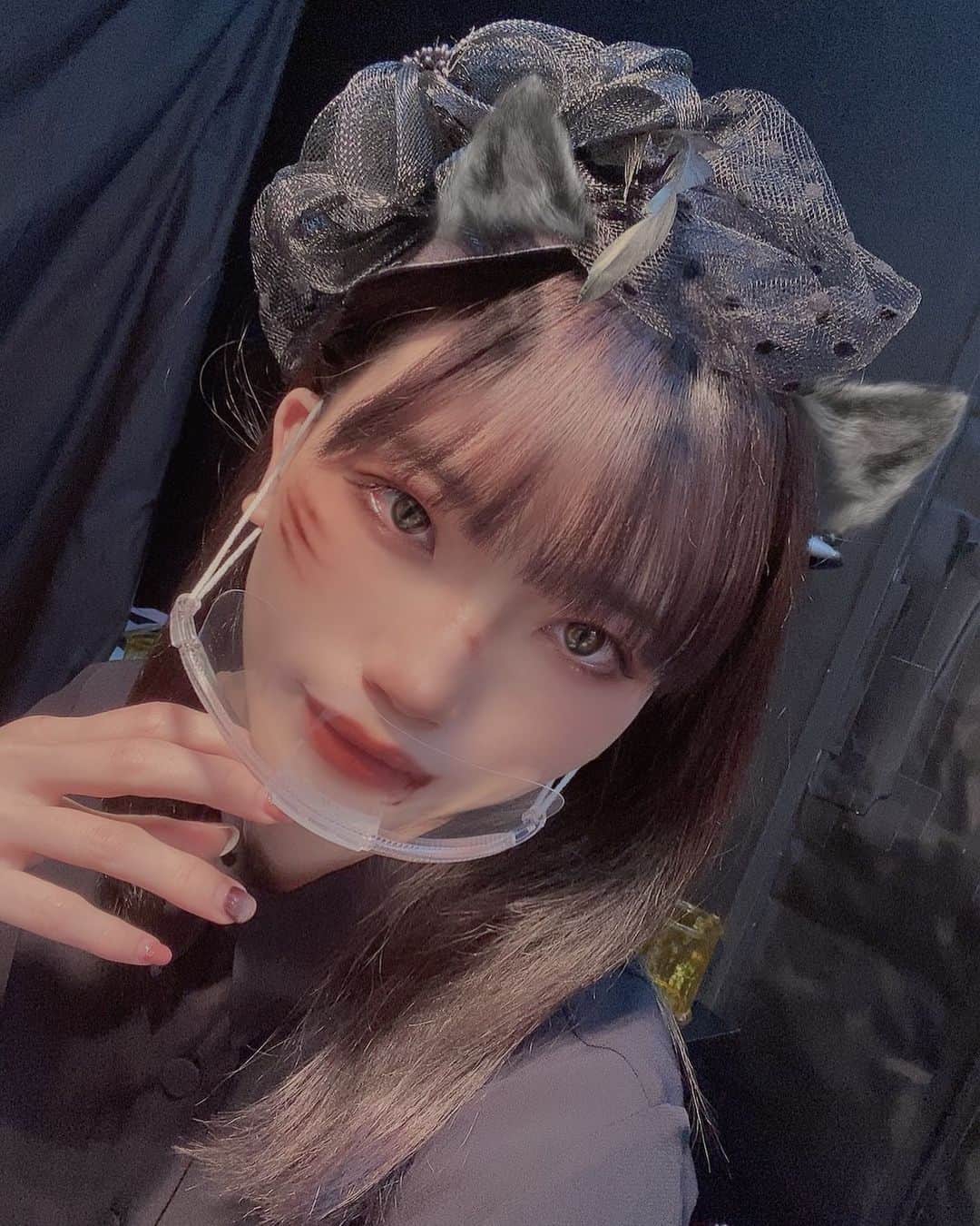 石原美沙紀のインスタグラム：「喪服似合う選手権あったらいいとこまでいくとおもう🎃#ハロウィンコスプレ #舞台　#アイドル　#ハロウィン　#フォローミー #followforfollowback #likeforlikes #love #推しのいる生活 #グラビア　#自撮り　#モデル　#女優　#喪服」