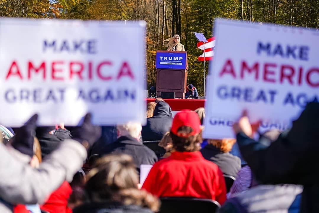 イヴァンカ・トランプのインスタグラム：「Thank you Youngstown, Ohio! #MAGA」