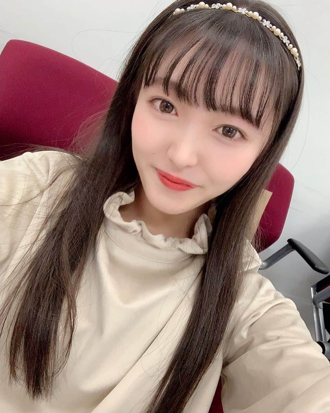 藤本りの加のインスタグラム：「おはようございます🌞 ・ ついに東洋大学のミスコン当日がやって来ました！ ・ 今日までたくさんの応援、そして毎日投票、本当にありがとうございました🙇‍♀️ ・ 色んな思いがありますが、泣いても笑っても今日がラストです。 ・ 皆さんへの最後のお願いは... ①本番をオンラインで見て頂く、 ②当日投票、清き一票を私に！ の2つのみです！！ ・ 当日投票は15:00~の本番を見ていないと投票が出来ません🥺(詳しくは2枚目の詳細、又は @toyo_msmr でチェックをお願いします) ・ 私たちファイナリスト8人が今まで沢山の準備をしてきた、このステージをぜひ見て頂きたいです！ ・ 画面越しですが、最後まで応援して頂けると嬉しいです。宜しくお願い致します🍀」