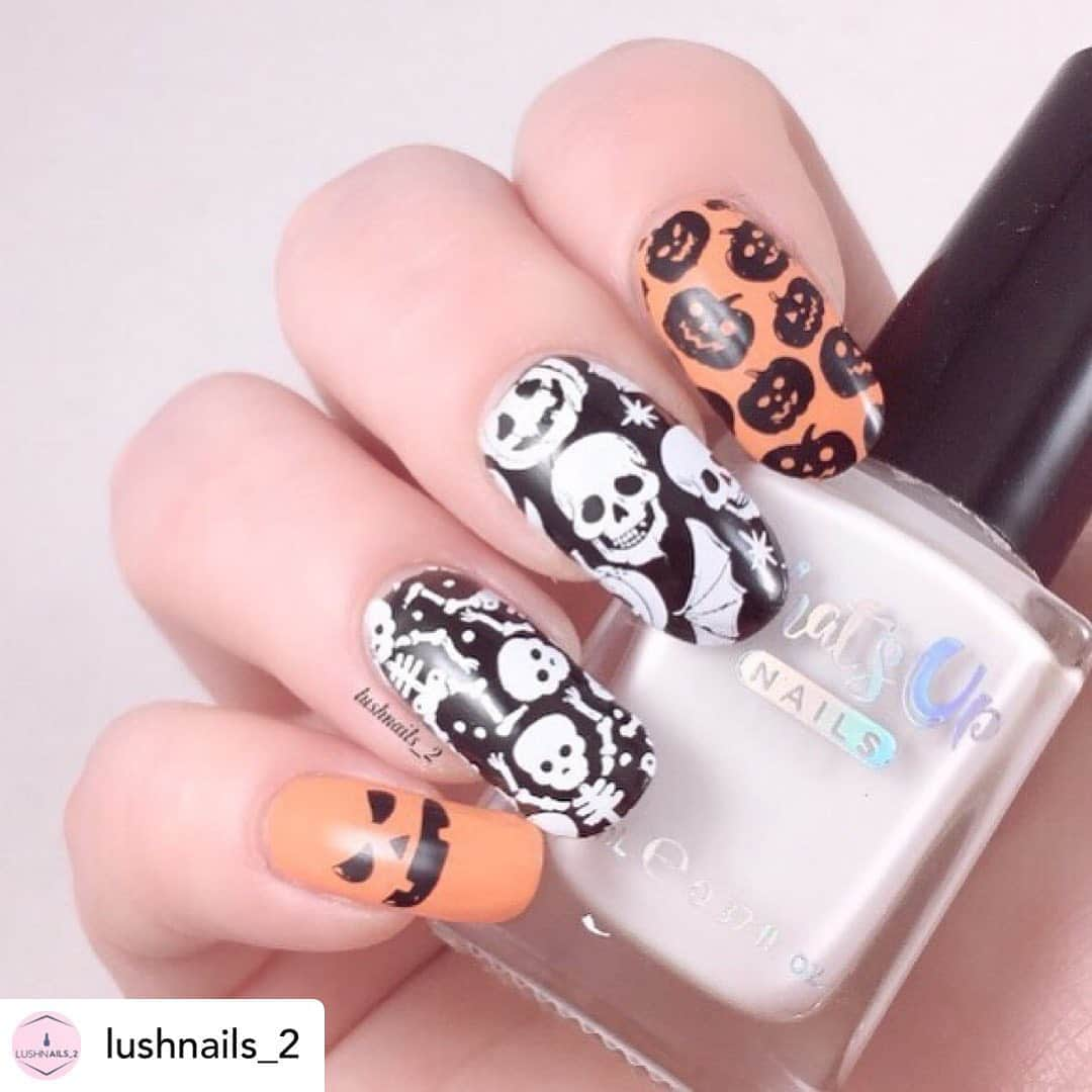 Nail Designsさんのインスタグラム写真 - (Nail DesignsInstagram)「Credit • @lushnails_2 My fourth Halloween design   I have been into doing Halloween designs lately I hope you guys enjoy these  . . #halloweennails #halloweenskullnails #halloweennailstamping #halloweenskullnailart #pumpkinnails #pumpkinnailsdesigns #spookynails #spookyseason #nailspafeature #nailstoinspire #nailpro #nailedit #hauntingnails #nailsofinstagram」11月1日 9時21分 - nailartfeature