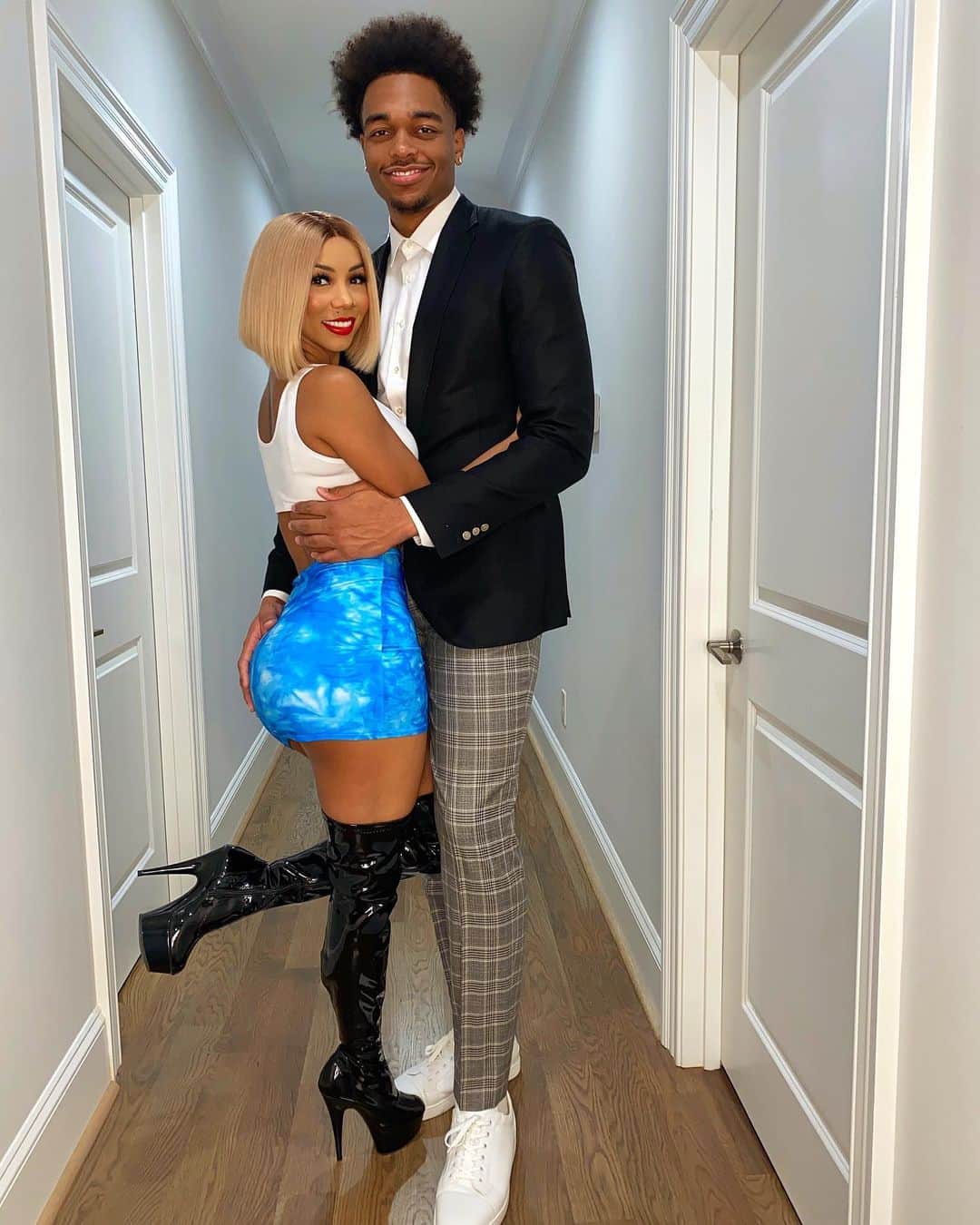 Brittany Rennerのインスタグラム：「Found my Richard Gere @pj_washington 😍🉑💙🦋🎃 #PrettyWoman」