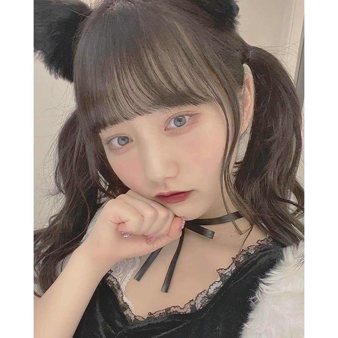 田島櫻子さんのインスタグラム写真 - (田島櫻子Instagram)「インスタ出遅れハロウィンすぎますが…😅🐾」11月1日 19時38分 - sakurako219