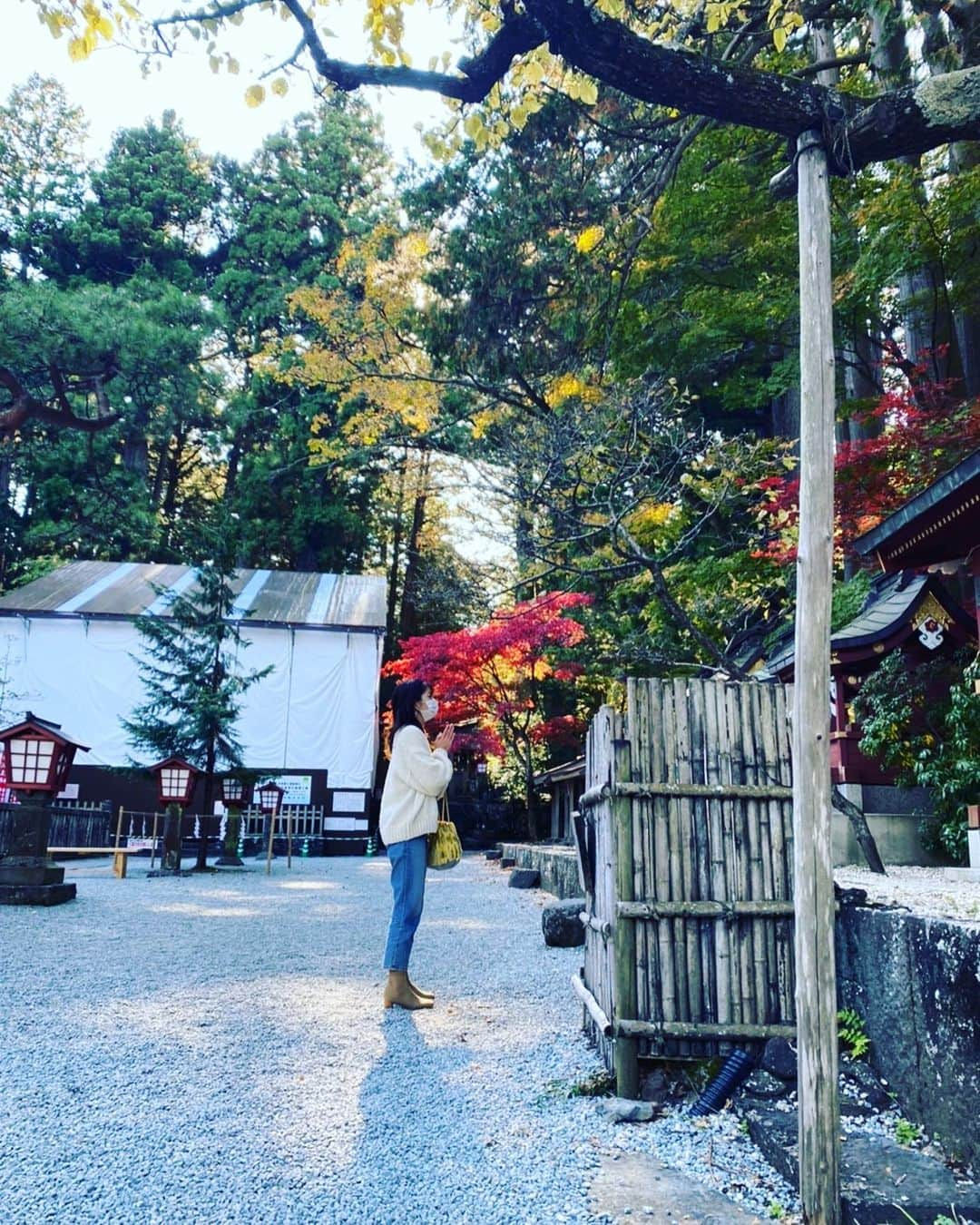 木本夕貴さんのインスタグラム写真 - (木本夕貴Instagram)「⛩⛩⛩  #神社 #神社巡り #神社参拝  #富士浅間神社 #お参り #japan #japanese #japanesegirl #followｍe #happy #life #dreamcatcher #dreamscometrue #actress #lfl #autumn #fashion #fun #instagood #me #nature #ootdfashion #style #smile #travel #trip」11月1日 19時45分 - yuuki___kimoto