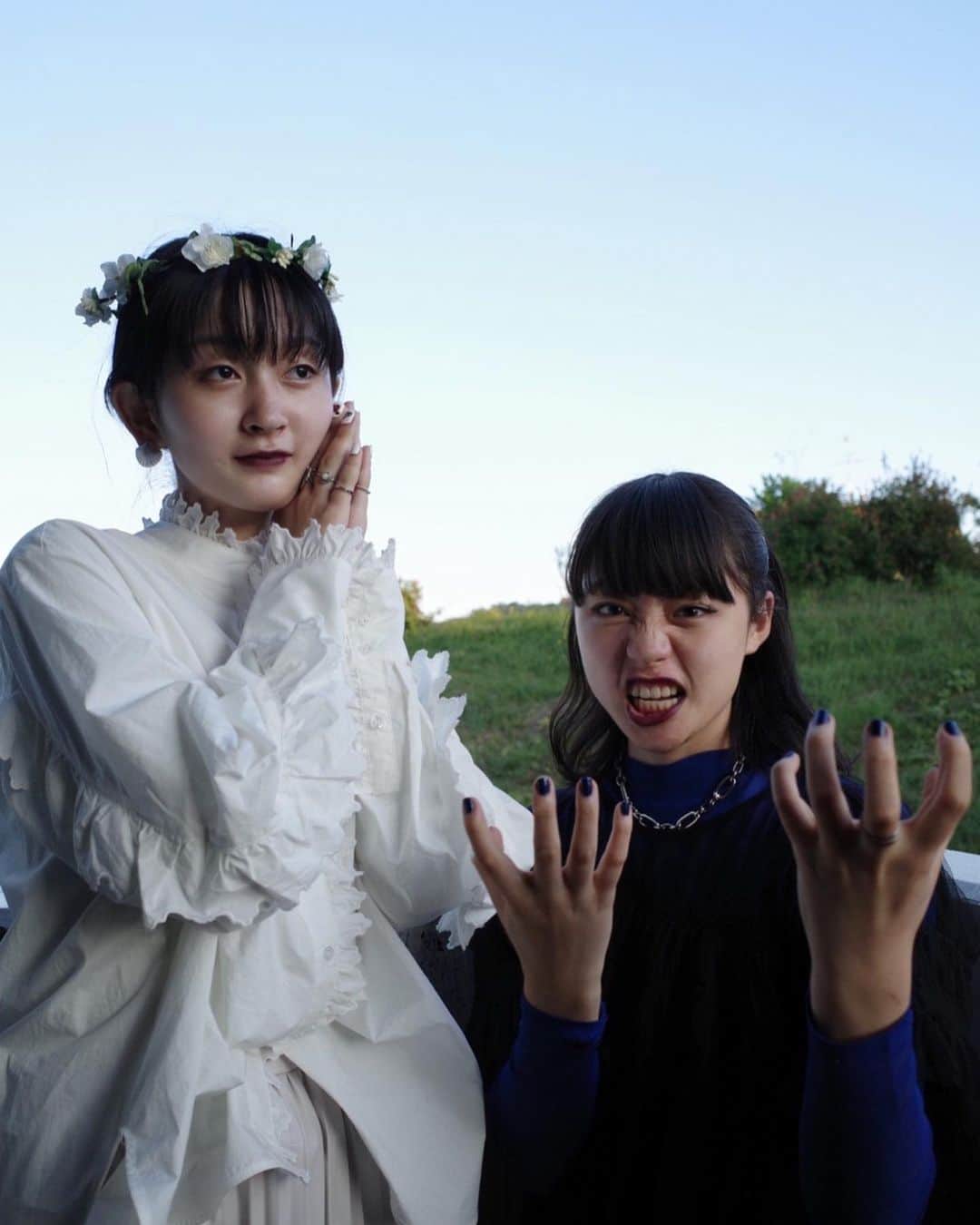 のインスタグラム：「👼🏻❤️😈」
