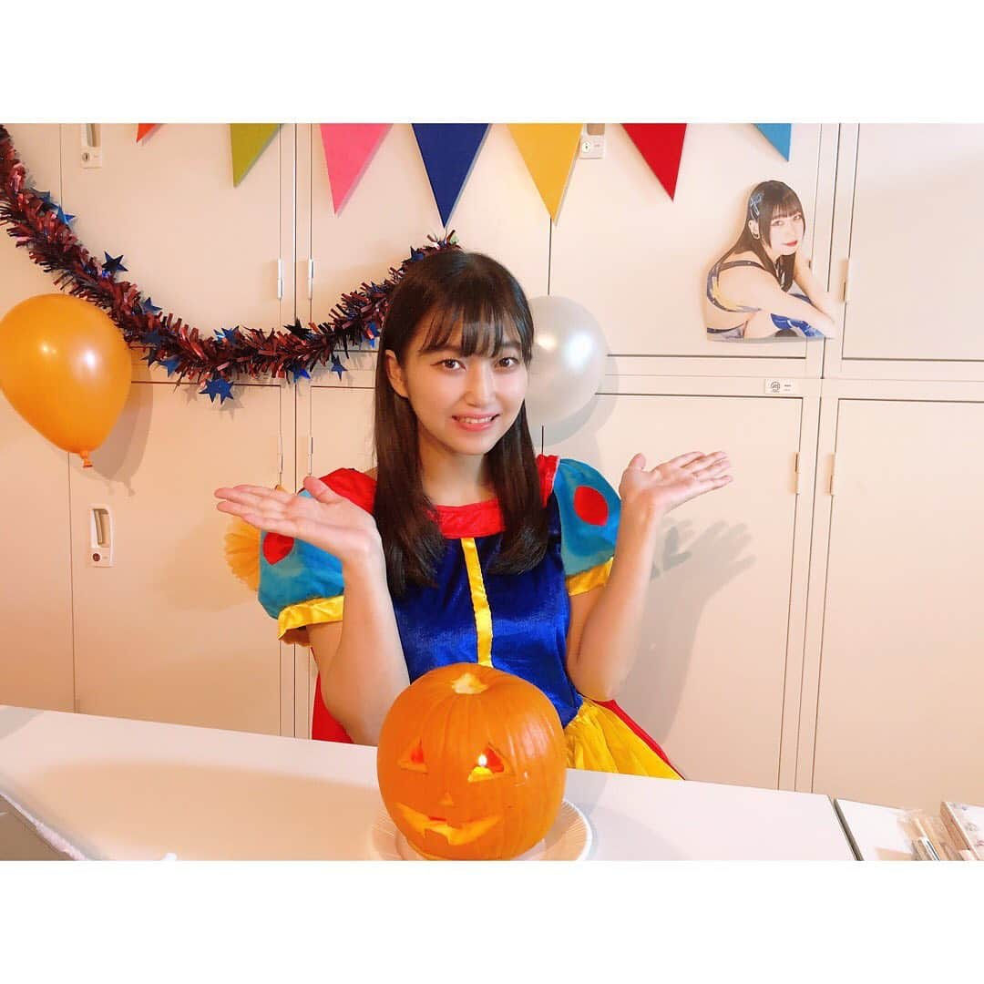 らくさんのインスタグラム写真 - (らくInstagram)「Happy Halloween🎃💗  #ハロウィン #11 #halloween #yesterday #白雪姫 #仮装 #コスプレ #アイドル #プロレスラー #prowrestling #prowrestler」11月1日 20時19分 - raku_uugp