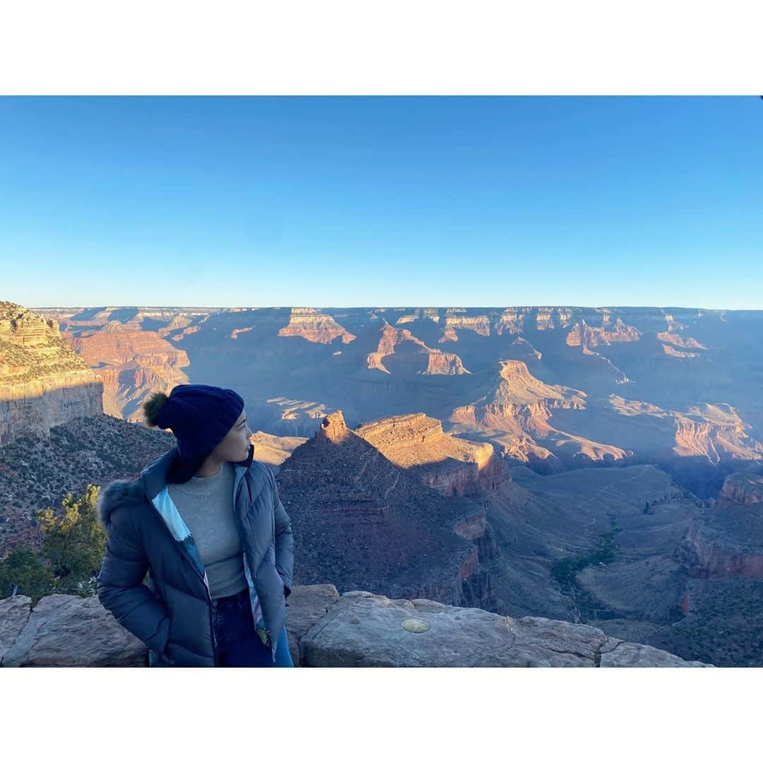 モリヤ・ジュタヌガーンさんのインスタグラム写真 - (モリヤ・ジュタヌガーンInstagram)「Sunrise at #GrandCanyon #momoriya」11月1日 11時47分 - mo_moriya