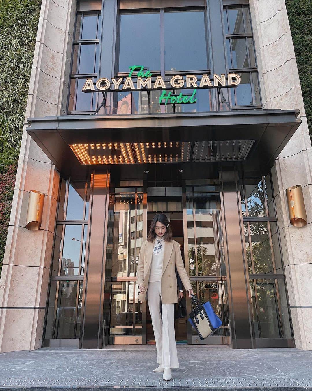 のインスタグラム：「🌵  #iphone12pro#綺麗 #ootd#outfitoftheday#autmnstyle#outfit#31philliplim#celine#zara#snidel#aoyama#tokyo#japan#dayoff#theaoyamagardenhotel」