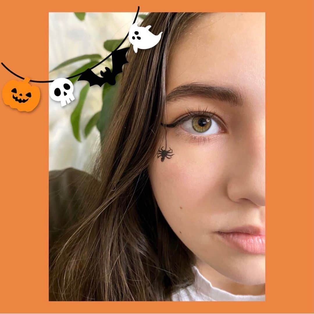 Eidaさんのインスタグラム写真 - (EidaInstagram)「Happy Halloween!!🎃👻 今年は家でハロウィンメイクアップ💄 お母さんのアイライナーで蜘蛛と蜘蛛の巣🕸をかいたよ🖋 ﻿ ﻿ ﻿ ﻿ ﻿ ﻿ ﻿ ﻿ #ハロウィンメイク #14歳 #ハロウィン2020﻿ #中学2年生 #顔アップ #眉毛﻿ #wasian #halloween #stayhomehalloween﻿ #로스앤젤레스  #14살 #할로윈🎃 #할로윈메이크업」11月1日 12時05分 - lespros_eida