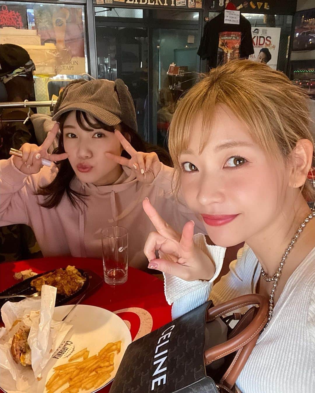 yukaさんのインスタグラム写真 - (yukaInstagram)「可愛いりさ姫♡♡  #ご近所さん」11月1日 12時30分 - yuka_new_world