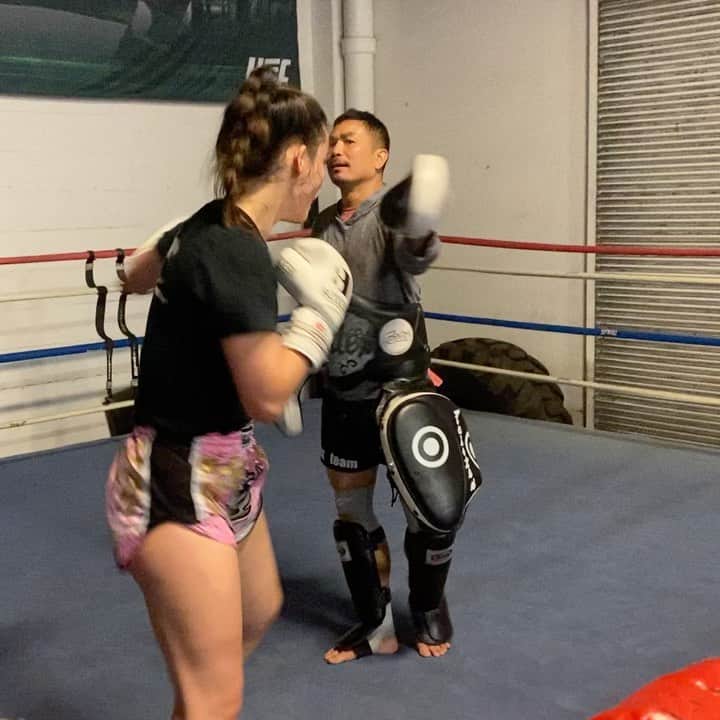 のインスタグラム：「“Hit harder, faster, harder harder, more harder, faster than that!” -@anhfairtex 🤣」