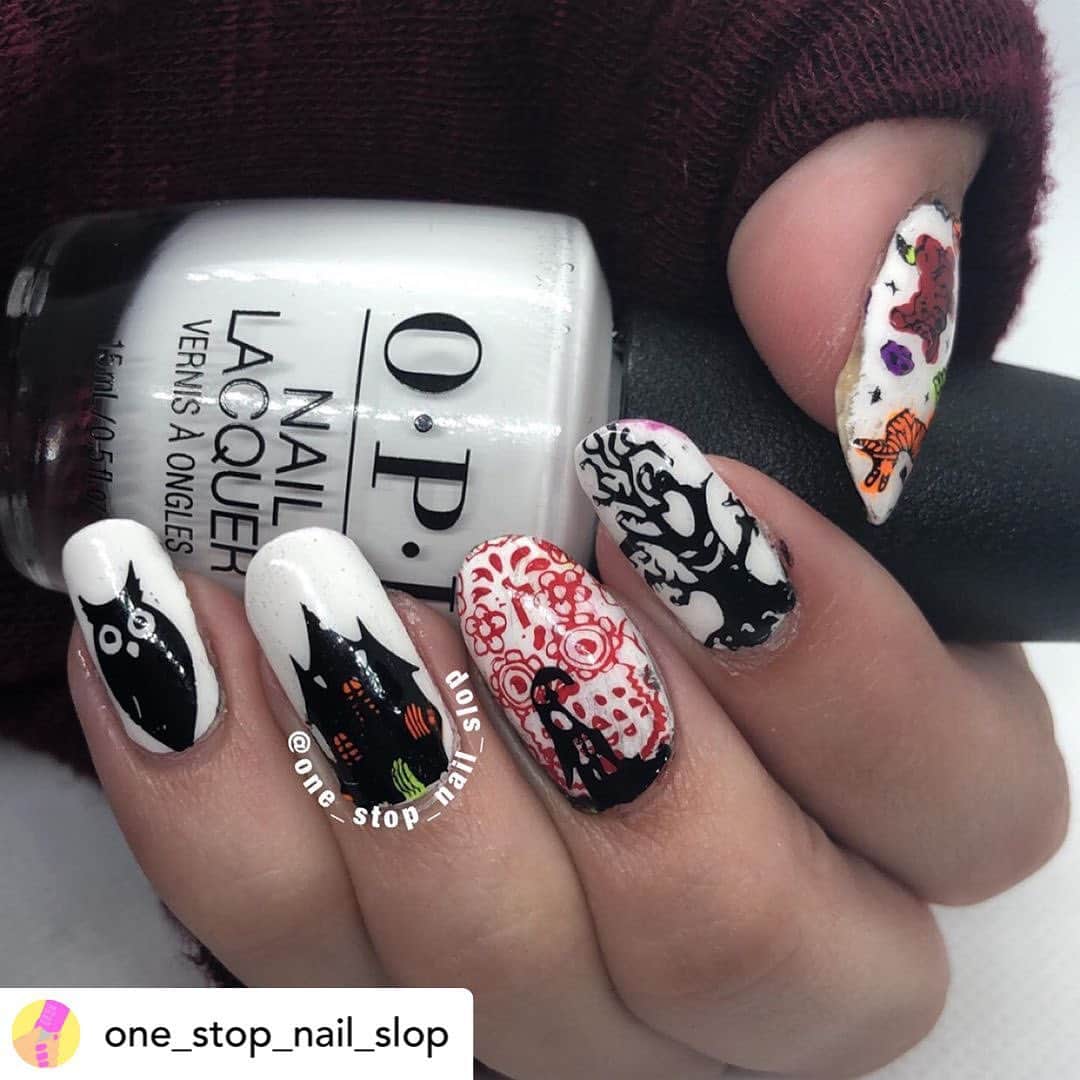 Nail Designsさんのインスタグラム写真 - (Nail DesignsInstagram)「Credit: @one_stop_nail_slop “The house on the hill? Sure it looks scary, but do you really think it’s haunted?” “I’m not sure, do you want to find out?” 💅🏻 💅🏻 💅🏻 👻  #nails #nailsofinstagram #nails💅 #cute #cutenails #cutenailsdesign #cutenailsforcutegirls #funnails #nailart #nailsmag #nailsmagazine @nailsmagazine #2sistasnailsfridayfaves #polishpositivity #sharenaillove #nailoween2020 #hauntedhouse #hauntednails #treenails #stamping #stampingnailart #nailstamping」11月1日 13時20分 - nailartfeature